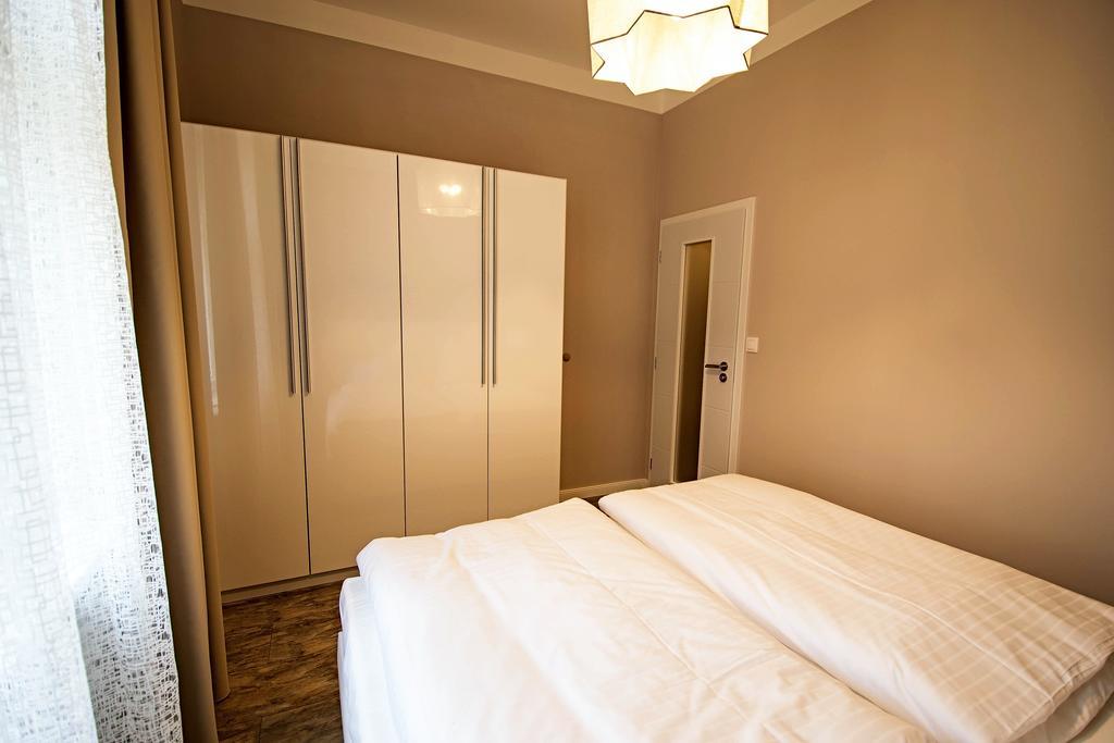 Ruterra By Golden Lady's 3bdr Loft Apartment Prag